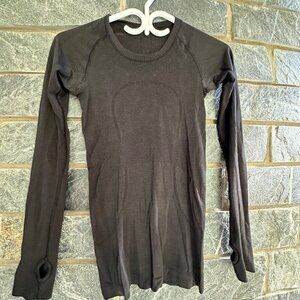 Lululemon Swiftly Tech Long Sleeve Crew
